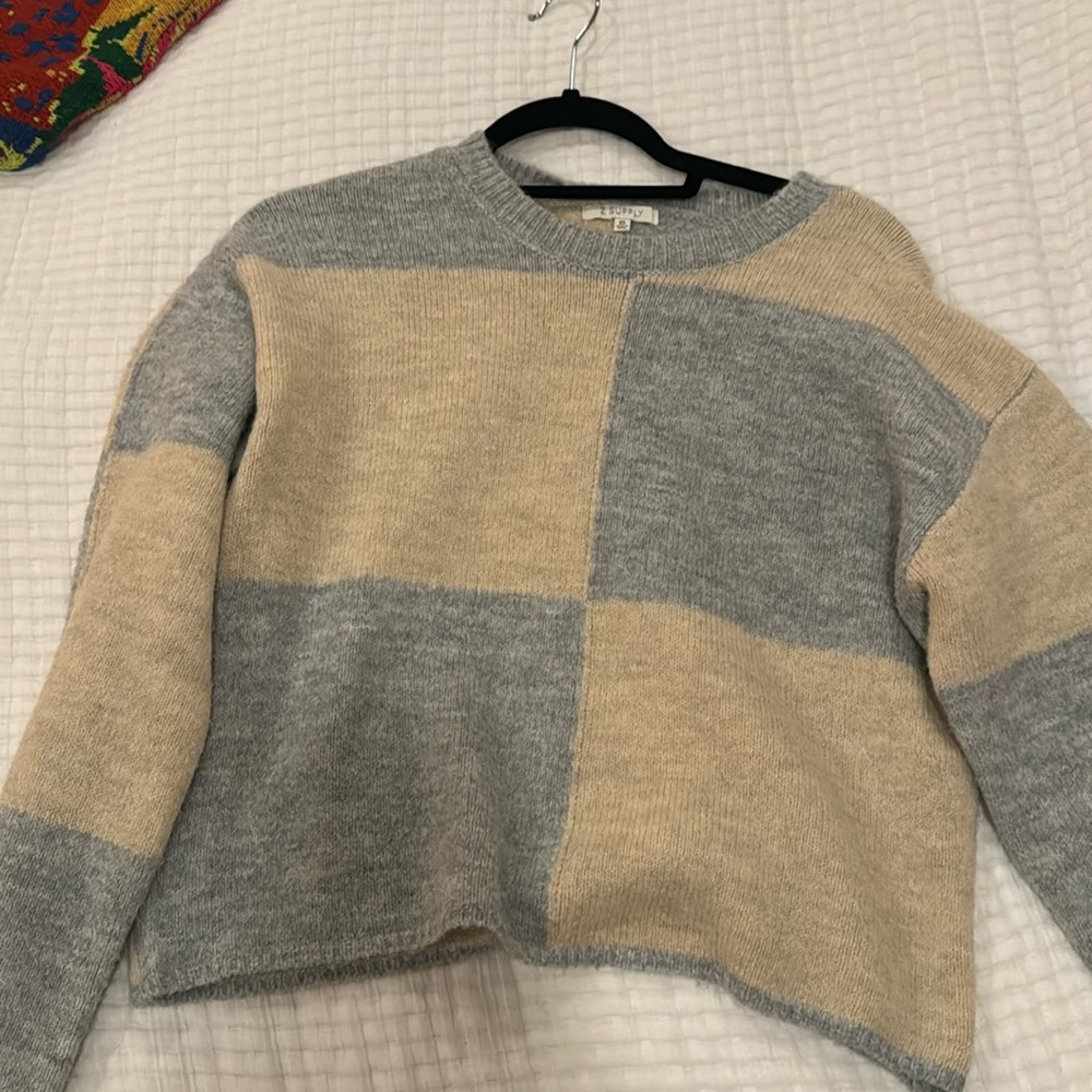 Z supply sweater